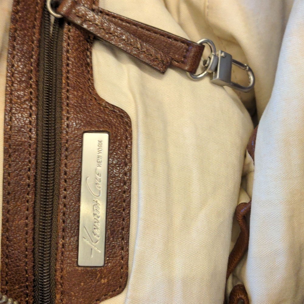 Gorgeous Slouchy Chocolate Leather Kenneth Cole Shoulder Bag - Picture 6 of 10